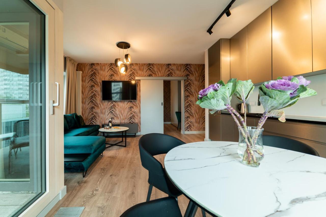 Mennica Residence Luxury Location Варшава Екстер'єр фото