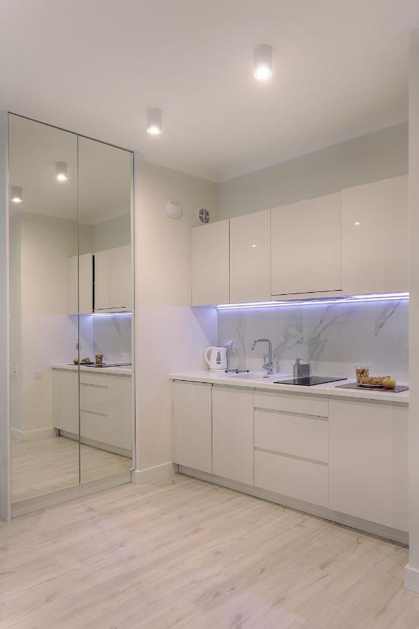 Mennica Residence Luxury Location Варшава Екстер'єр фото