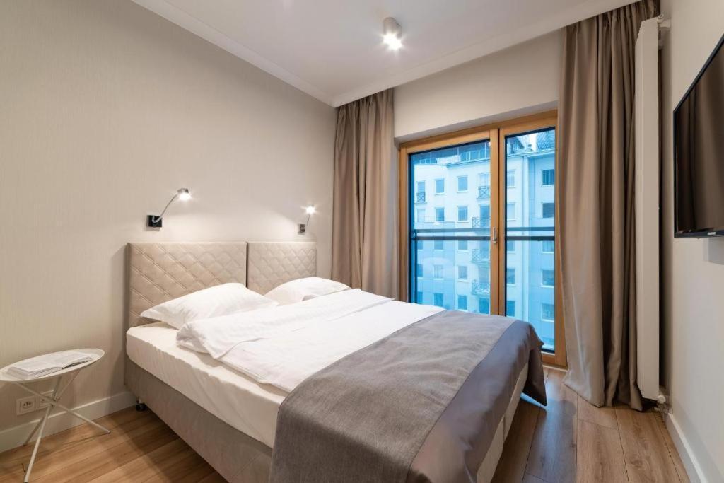 Mennica Residence Luxury Location Варшава Екстер'єр фото