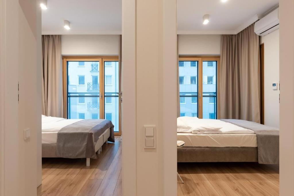 Mennica Residence Luxury Location Варшава Екстер'єр фото